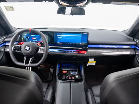 Used 2026 BMW M5 w/ Carbon Package image 11