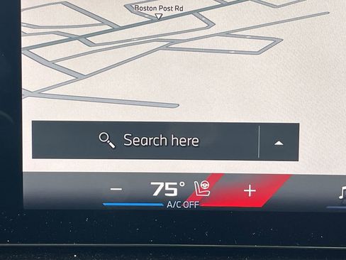 Used 2025 BMW X7 M60i image 19