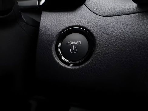 New 2026 Toyota Camry SE w/ Convenience Package image 10