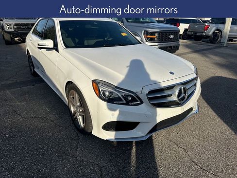 Used 2015 Mercedes-Benz E 400 Sedan image 8
