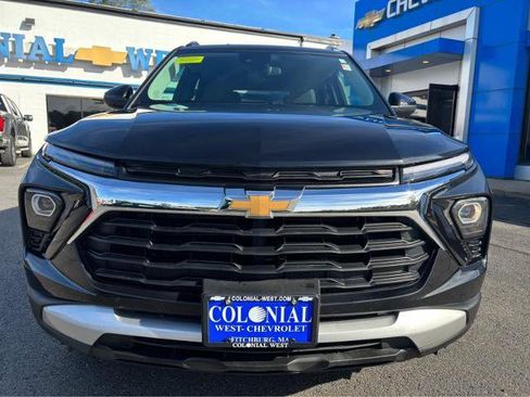Used 2025 Chevrolet TrailBlazer LT AWD/4WD image 14