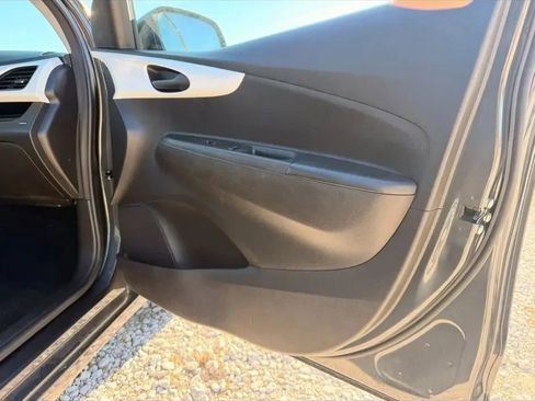 Used 2017 Chevrolet Spark LT image 10