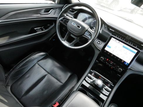 Used 2021 Jeep Grand Cherokee L Overland w/ Luxury Tech Group IV image 9