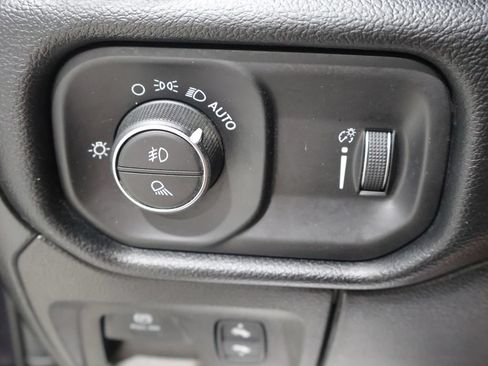 Used 2021 RAM 1500 Big Horn AWD/4WD image 31