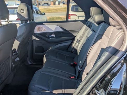 Used 2025 Mercedes-Benz GLE 53 AMG 4MATIC image 29