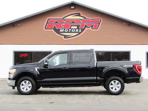 Used 2022 Ford F150 XLT w/ Equipment Group 301A Mid AWD/4WD image 4