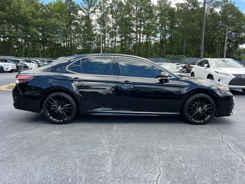 Used 2021 Toyota Camry XSE w/ Navigation Package FWD image 4