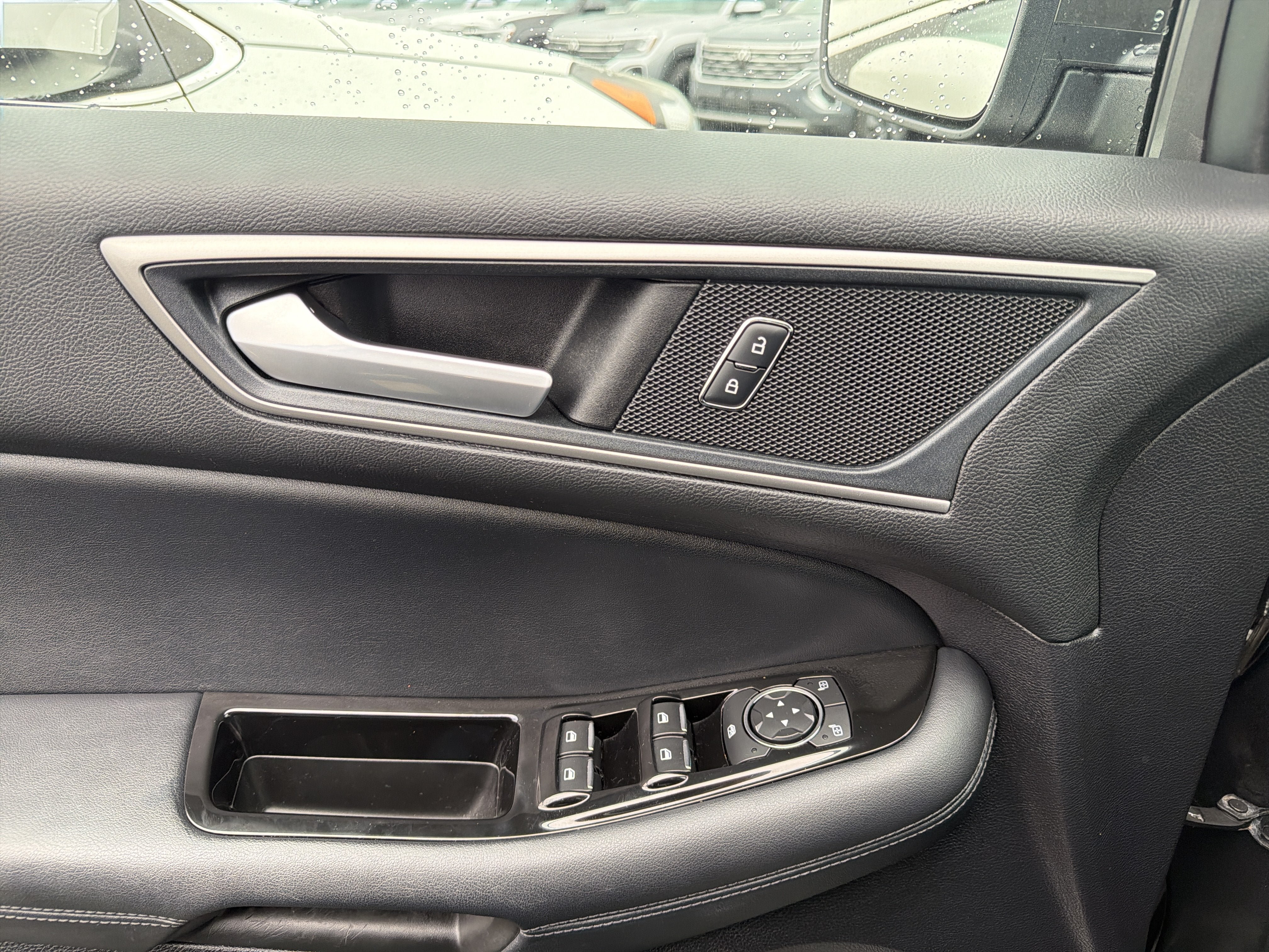 Used 2019 Ford Edge SEL w/ Equipment Group 201A AWD/4WD image 14
