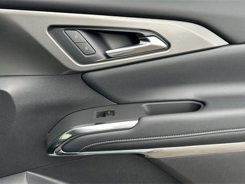 New 2026 Chevrolet Traverse LT image 24