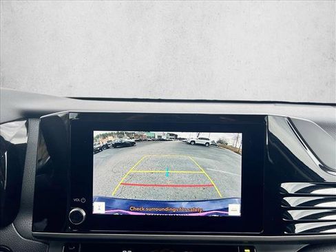 Certified 2025 Toyota Camry LE image 13