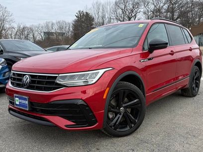 Used 2024 Volkswagen Tiguan SE R-Line