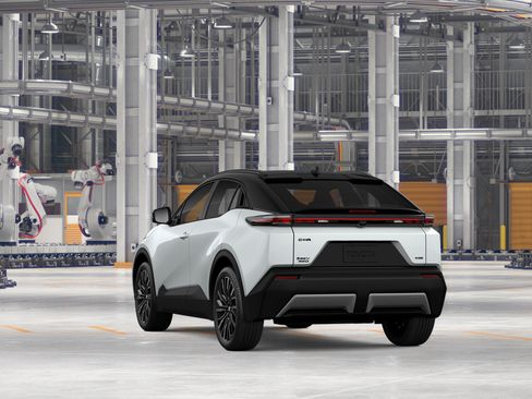 New 2026 Toyota C-HR AWD/4WD image 7