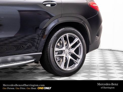 New 2026 Mercedes-Benz GLE 53 AMG 4MATIC Coupe image 39