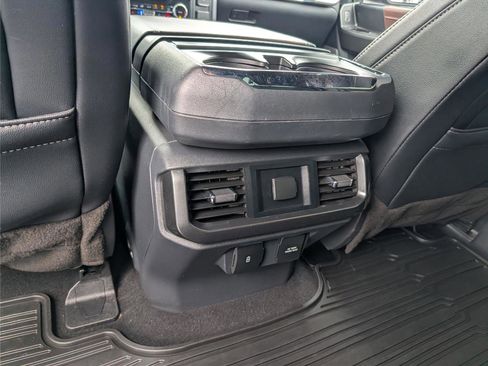 Used 2023 Ford F150 Lariat AWD/4WD image 28