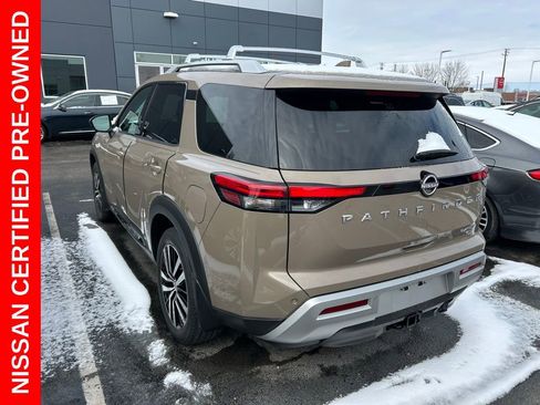 Certified 2023 Nissan Pathfinder Platinum image 3