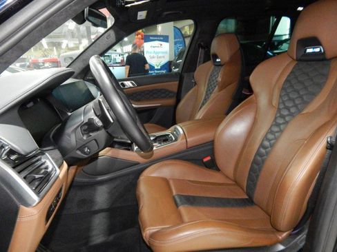 Used 2021 BMW X5 M image 18