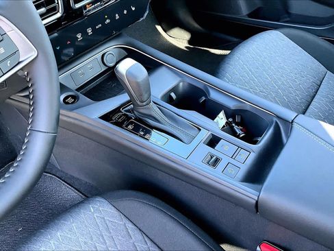 New 2026 Nissan Sentra SV image 7