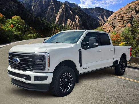 Used 2026 Ford F350 Platinum AWD/4WD image 5