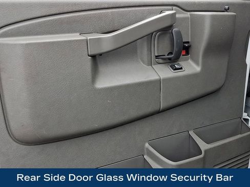 Used 2024 GMC Savana 2500 w/ Driver Convenience Package image 15