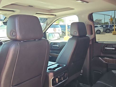 Used 2019 GMC Sierra 1500 Denali w/ Denali Ultimate Package AWD/4WD image 16