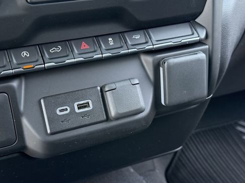 New 2026 Chevrolet Silverado 1500 Custom image 18