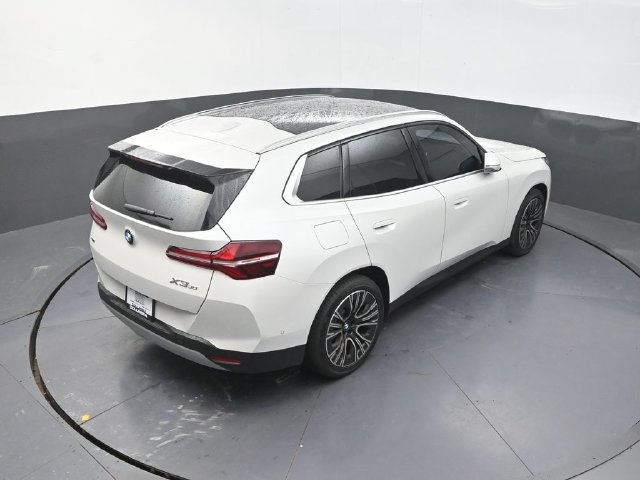 Used 2025 BMW X3 xDrive30i w/ Premium Package AWD/4WD image 18