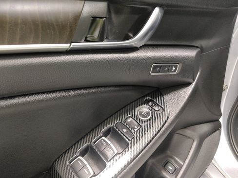 Used 2019 Honda Accord EX-L image 27