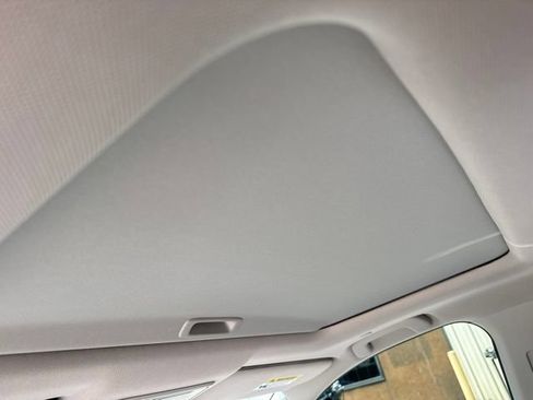 Used 2023 Honda CR-V EX-L image 19