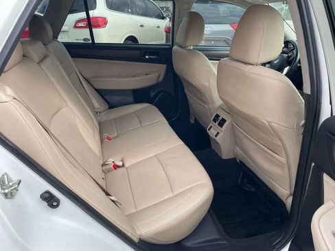 Used 2018 Subaru Outback 2.5i Limited AWD/4WD image 14