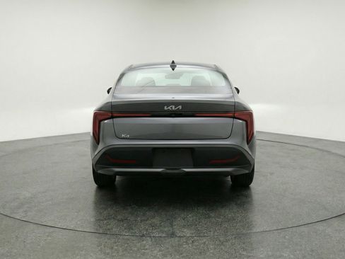 Used 2025 Kia K4 LXS image 7