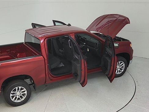 Used 2023 Chevrolet Silverado 1500 LT AWD/4WD image 24
