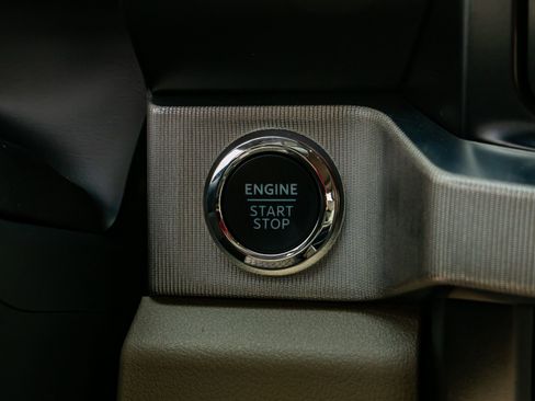 Used 2026 Ford F450 Platinum w/ Platinum Plus Package image 23