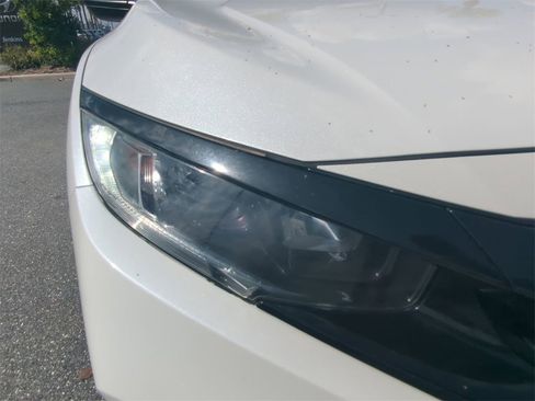 Used 2020 Honda Civic Sport image 10