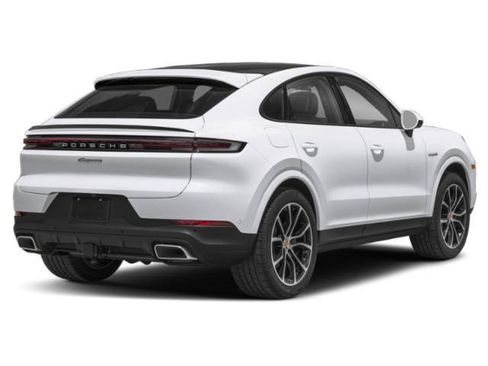 Certified 2025 Porsche Cayenne E-Hybrid Coupe AWD/4WD image 5