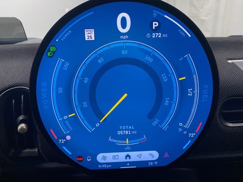 Certified 2025 MINI Cooper S image 10