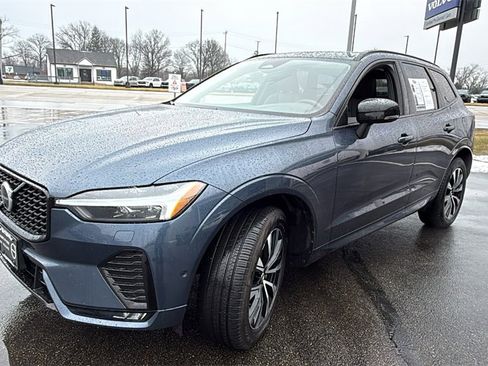 Certified 2025 Volvo XC60 B5 Plus image 6