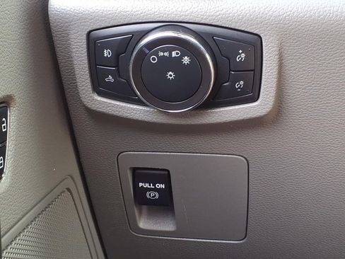 Used 2019 Ford F150 XLT AWD/4WD image 27