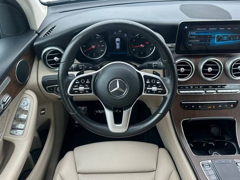 Used 2022 Mercedes-Benz GLC 300 image 14
