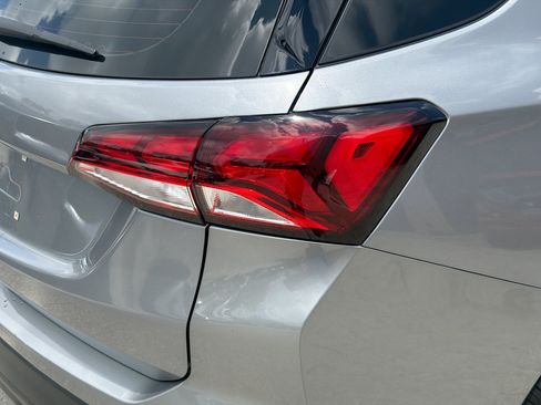 Used 2023 Chevrolet Equinox LS FWD image 27