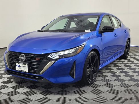 Certified 2024 Nissan Sentra SR w/ SR Premium Package image 1