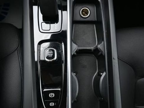 Used 2023 Volvo XC60 B5 Plus w/ Protection Package Premier FWD image 11