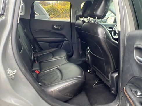 Used 2020 Jeep Compass Limited AWD/4WD image 28