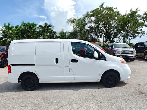 Used 2020 Nissan NV200 SV w/ Back Door Glass Package FWD image 9