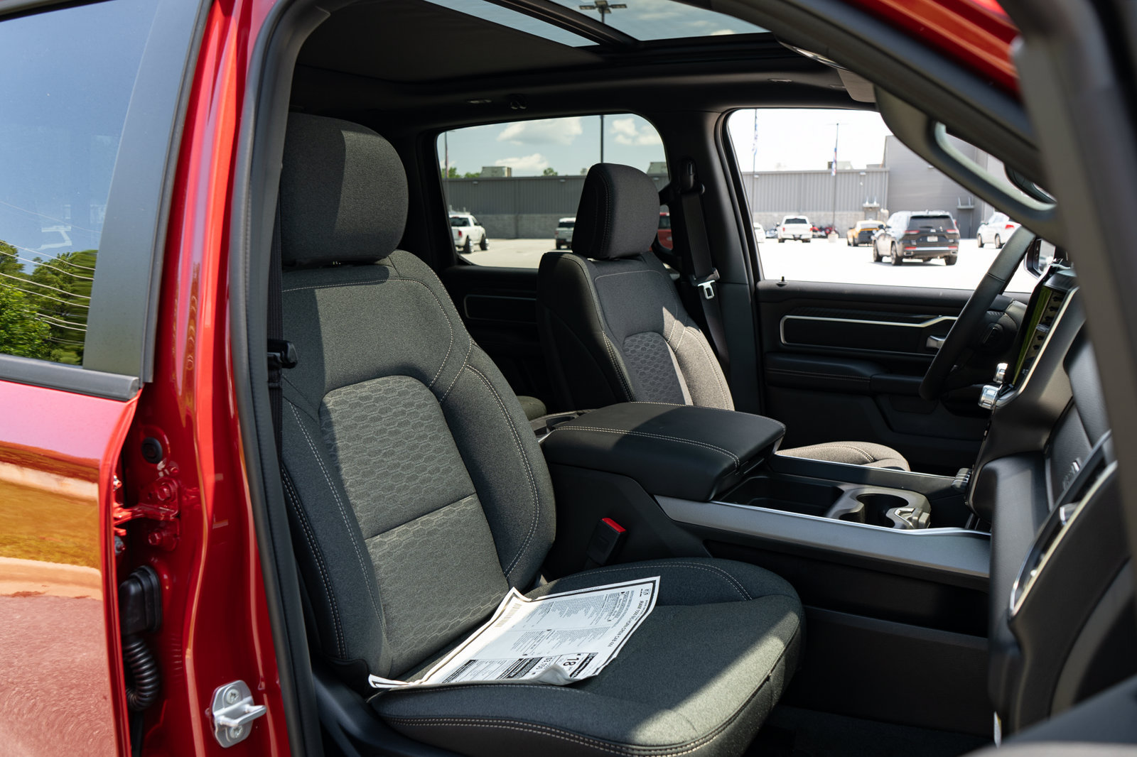 New 2026 RAM 1500 Big Horn AWD/4WD image 23