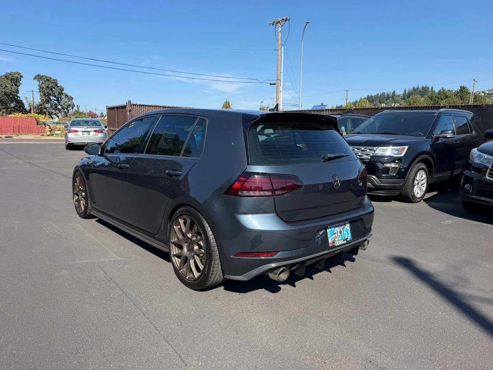 Used 2021 Volkswagen GTI SE FWD image 7