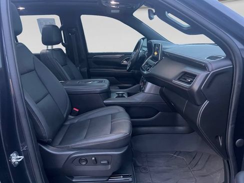 Used 2022 Chevrolet Tahoe RST w/ Luxury Package AWD/4WD image 14