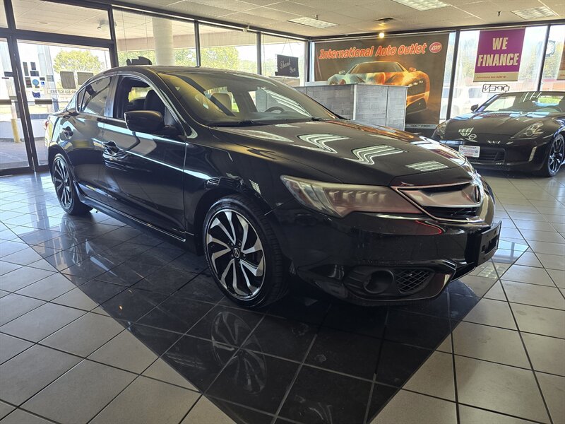 Used 2017 Acura ILX FWD image 3