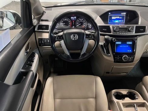 Used 2016 Honda Odyssey EX-L image 17
