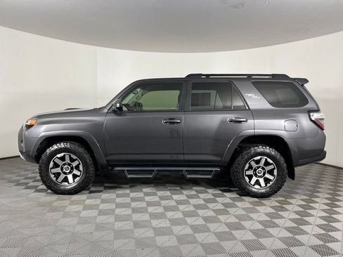 Used 2020 Toyota 4Runner TRD Off-Road AWD/4WD image 7