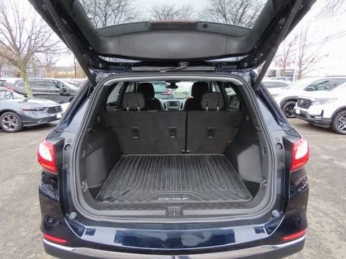 Used 2020 Chevrolet Equinox LT image 12